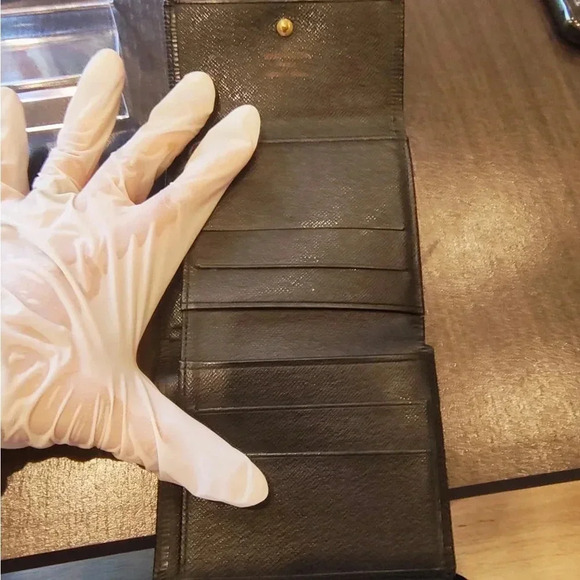 LouisVuitton Trifold wallet - Picture 5 of 5